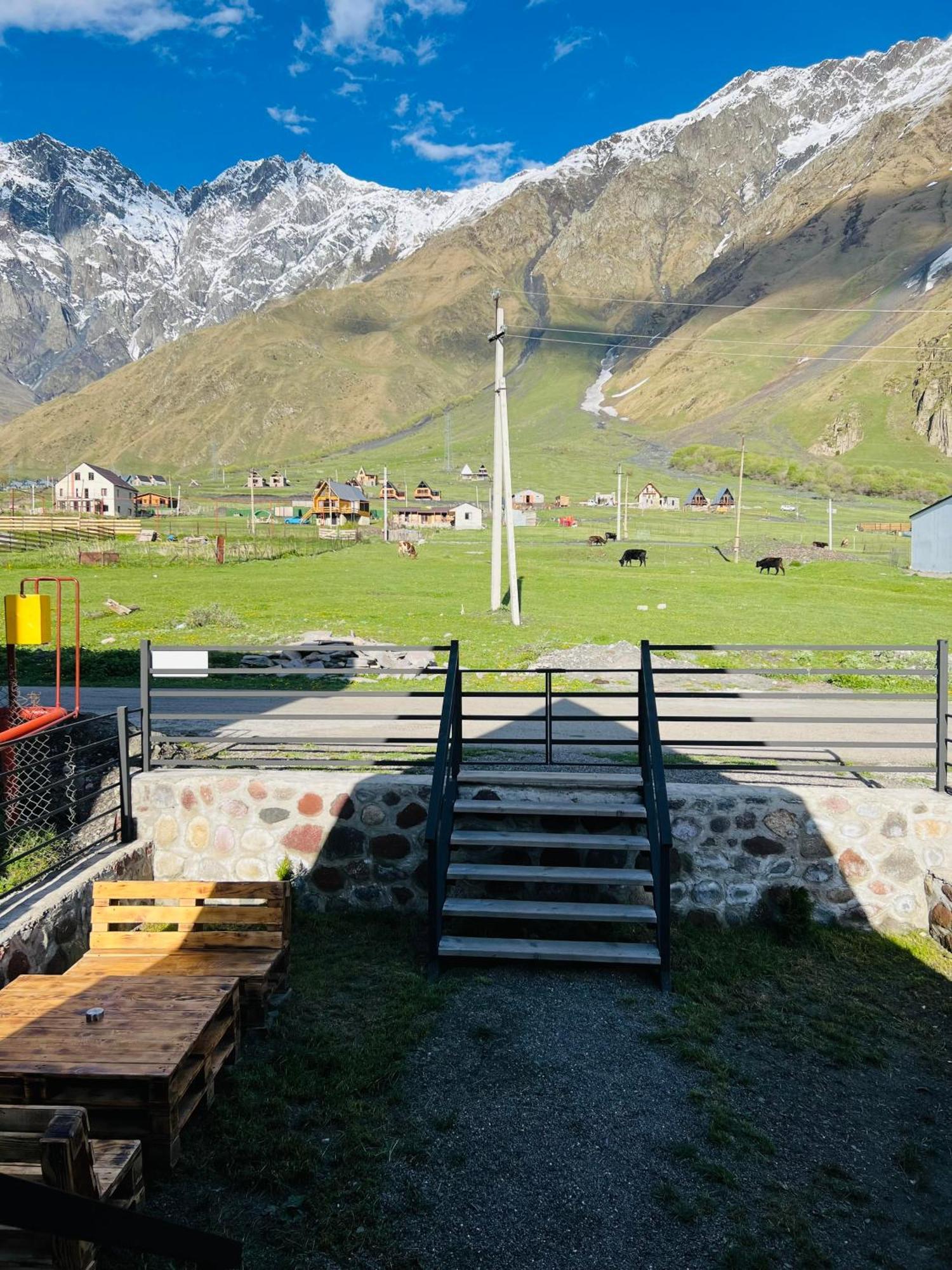 Savalley Kazbegi Exterior foto